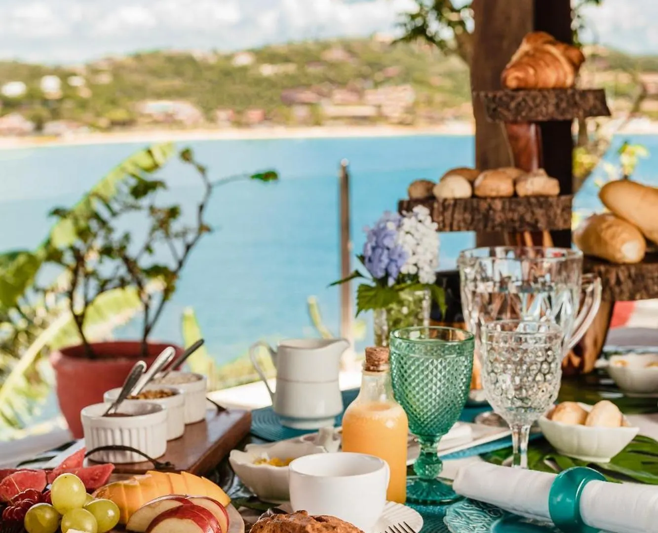 Cliffside Luxury Inn 5*, Armacao dos Buzios Brazil